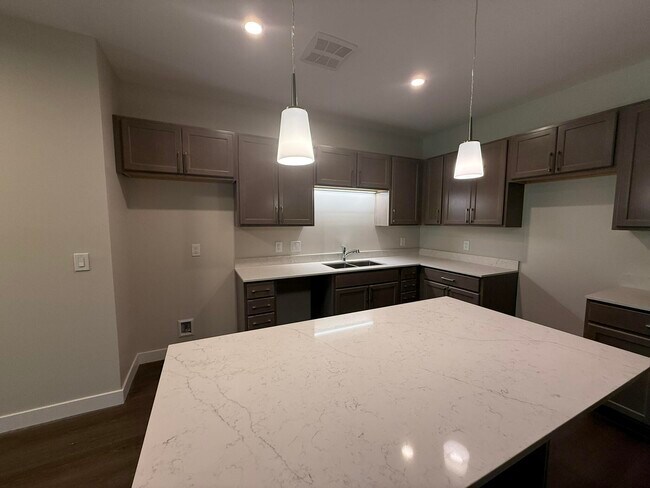 Building Photo - 2645 Burton Rd