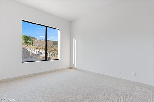 Building Photo - 66 Lakefront Dr