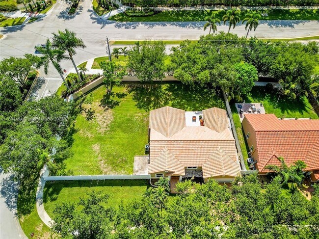 Building Photo - 1840 SW 135th Way