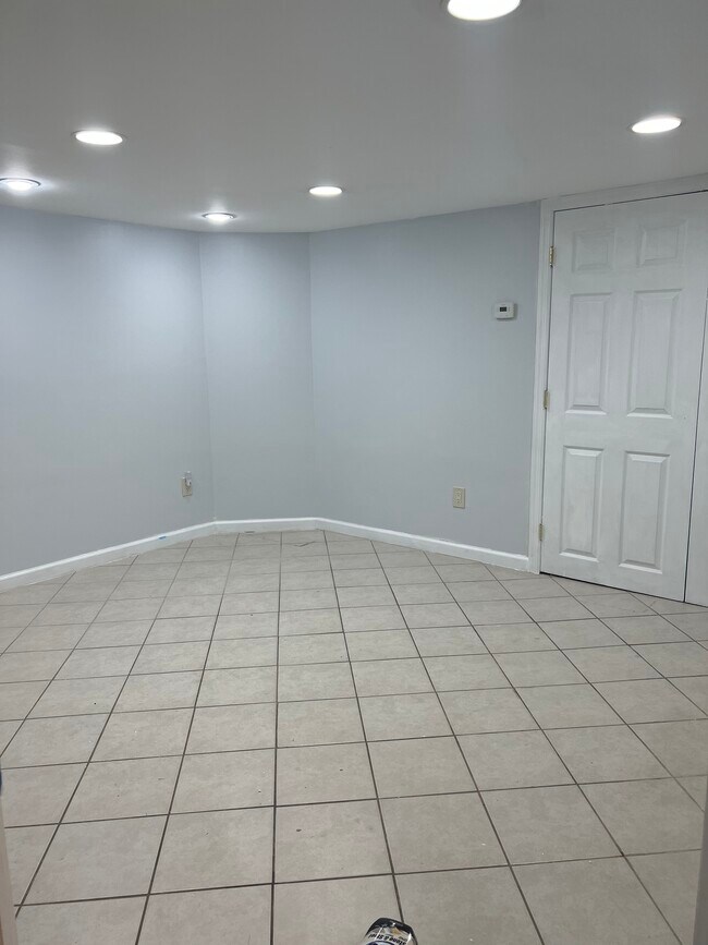 581 Polk Pl 581 Polk Pl East Meadow NY 11554 Apartment Finder