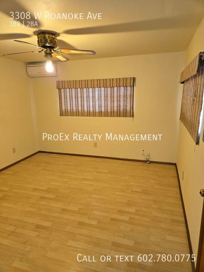 Building Photo - 3308 W Roanoke Ave