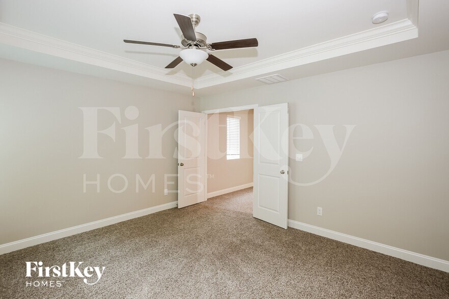 Building Photo - 9507 Blue Knoll Ct