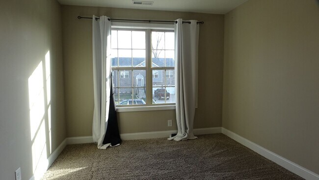 Building Photo - 2341 Danbury Dr