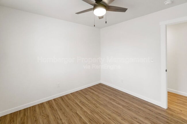 Building Photo - 2715 E Columbia Ave