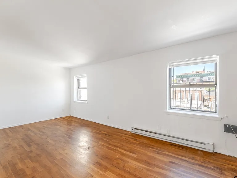 Building Photo - 5-47-47 51st Ave