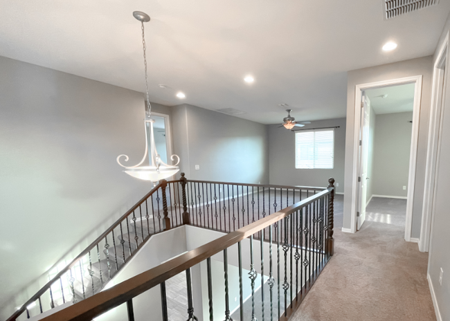 Building Photo - 118 E Canyon Way