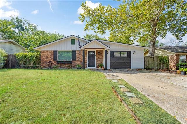 Building Photo - 2532 Steven Dr