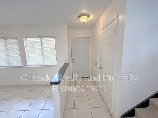 Building Photo - 5151 Picadilly Circus Ct