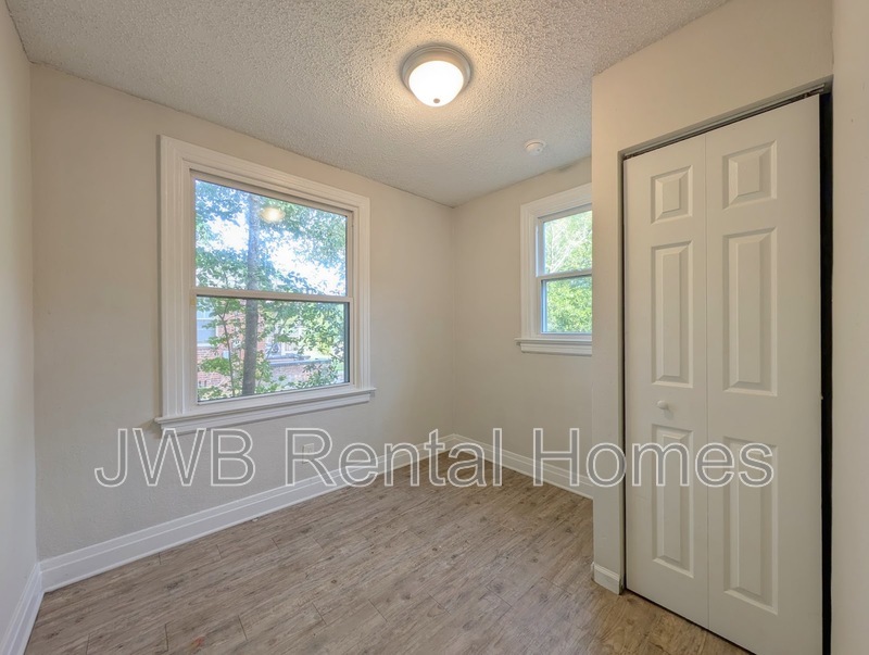 Building Photo - 518 Chestnut Dr