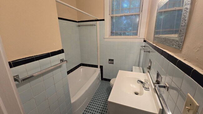 Building Photo - spick207