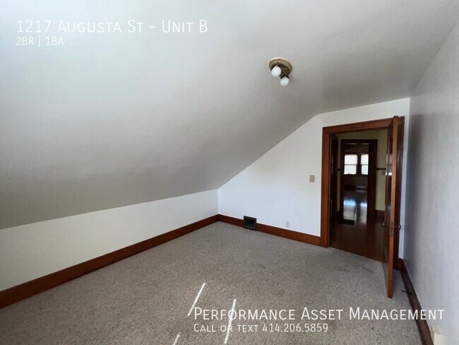 Building Photo - 1217 Augusta St