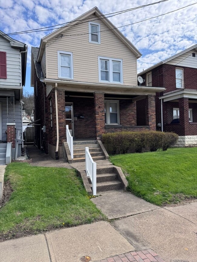 Building Photo - Gorgeous Fully Renovated 4-Bed 1-Bath House In Christy Park!!!
