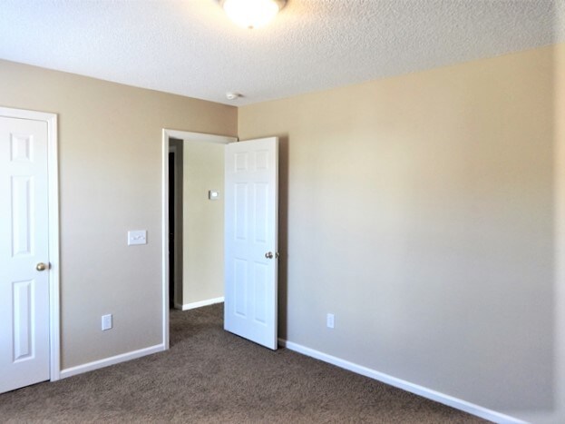 Building Photo - 235 Emerald Isle Dr