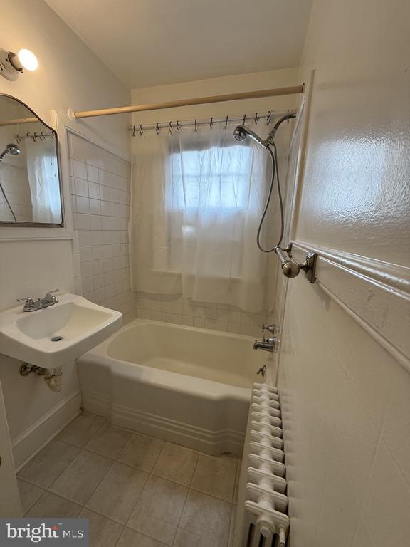 Building Photo - 515 Pitt St