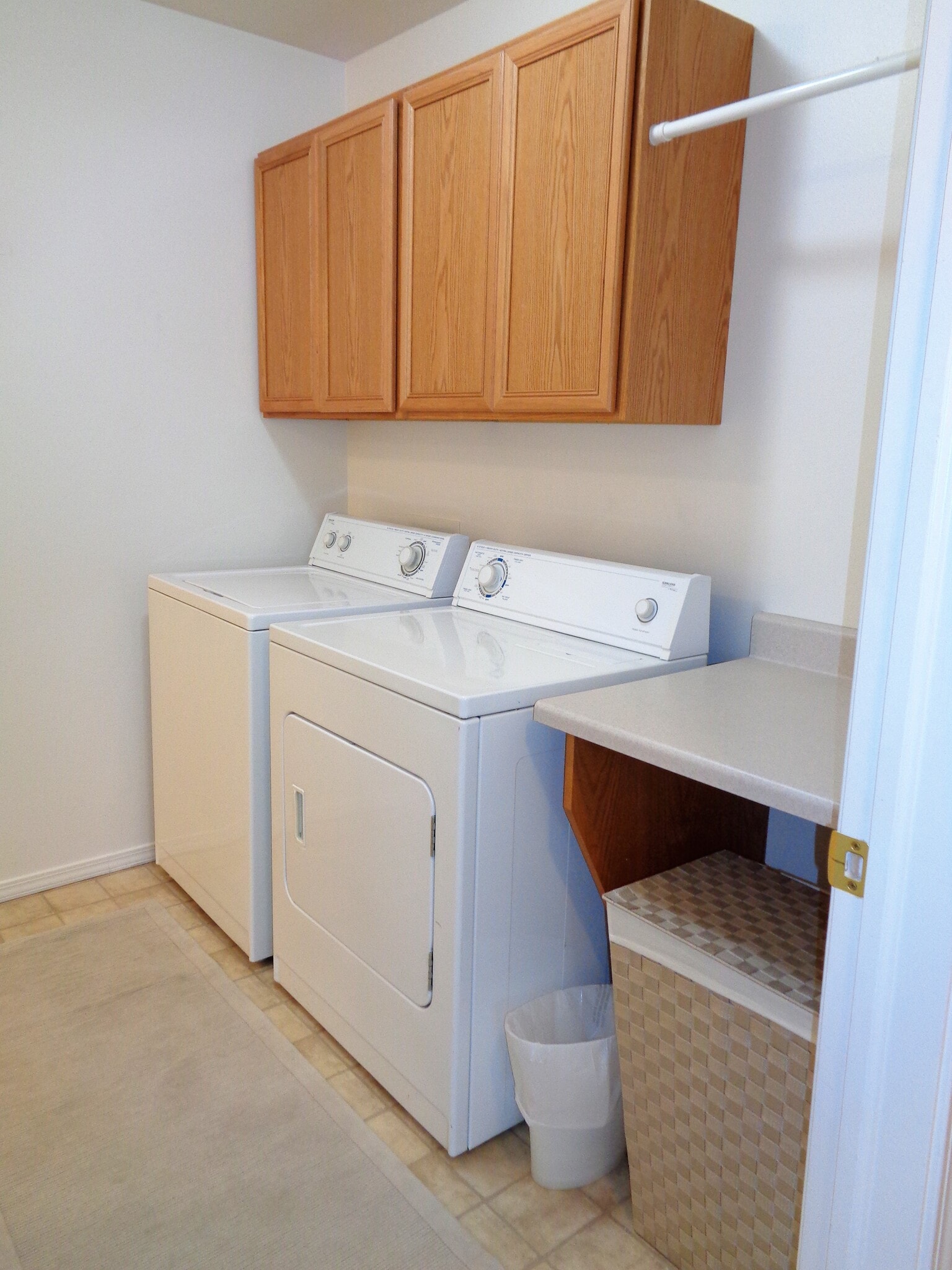 Building Photo - 209 Long Island Ave