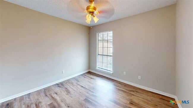 Building Photo - 1813 Sundown Dr