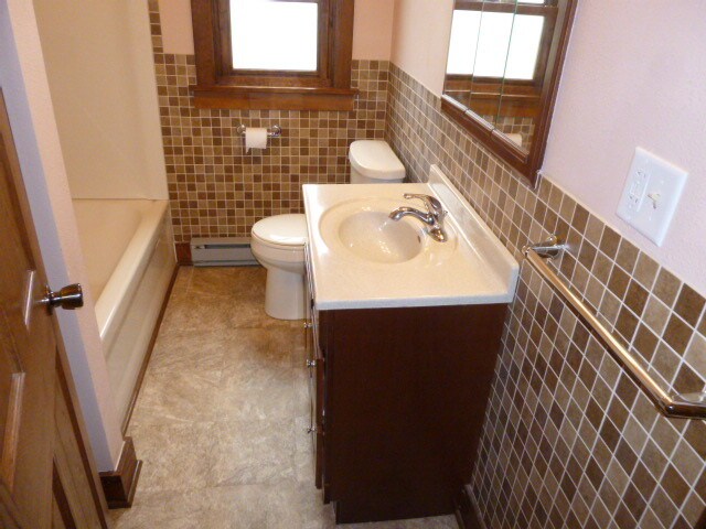 Building Photo - 12372 Stony Hollow Rd