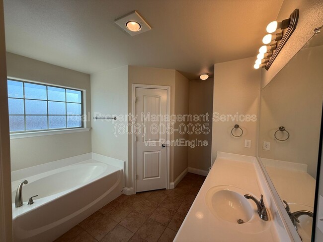 Building Photo - 9708 Quitman Ave