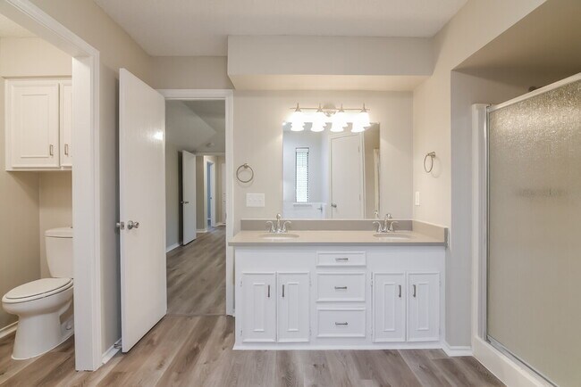 Building Photo - 436 Northwood Trail