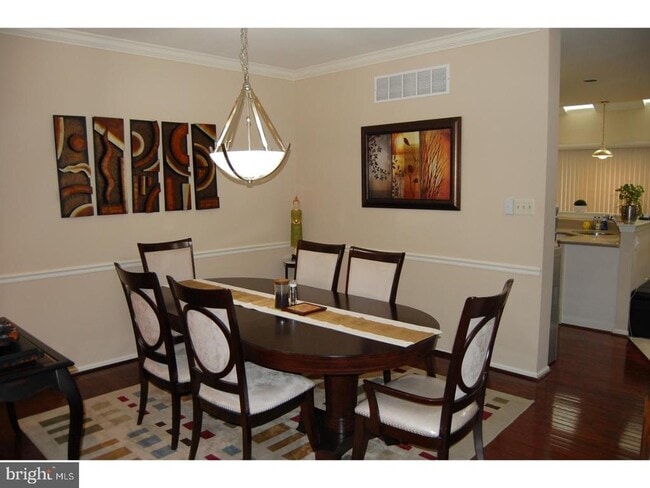 Building Photo - 28 Madison Way