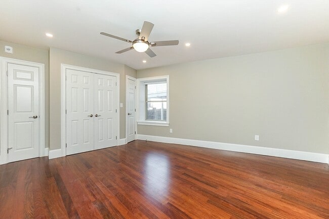 Building Photo - 120 W Seventh St