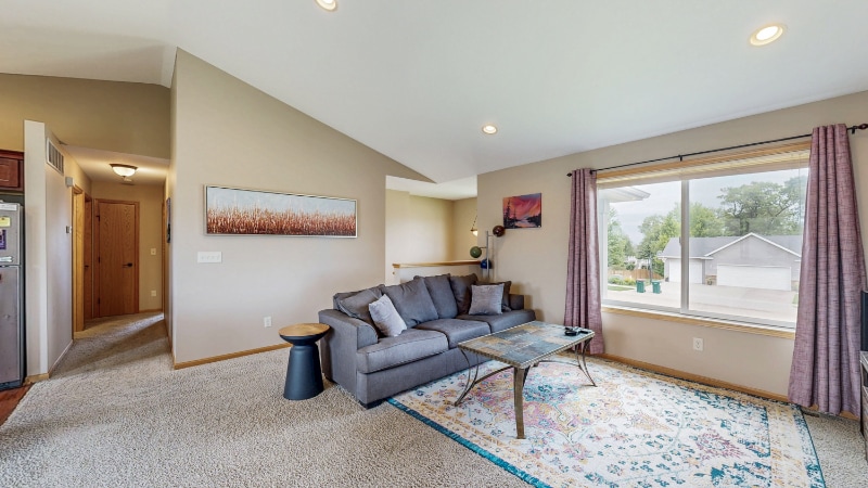Building Photo - 4024 Stone Point Dr NE