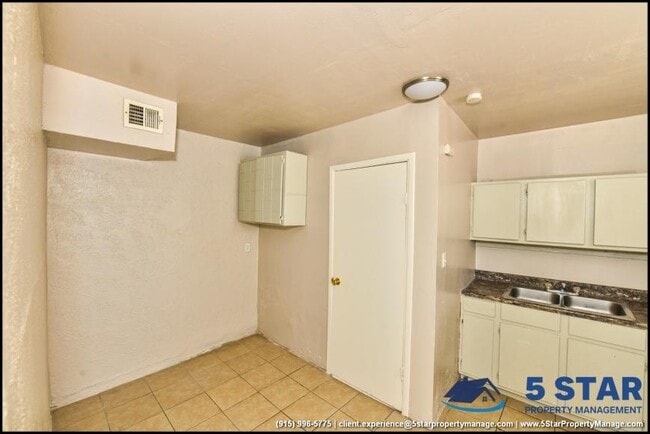 Building Photo - 1 bedroom in El Paso TX 79901