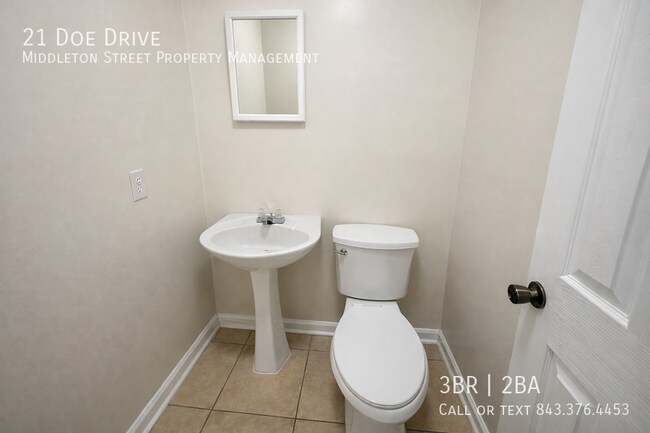 Building Photo - 21 Doe Dr