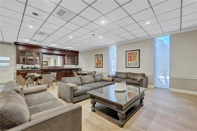 Building Photo - 1900 S Ocean Blvd