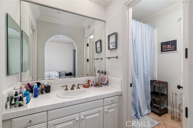 Building Photo - 26 Tasman Sea