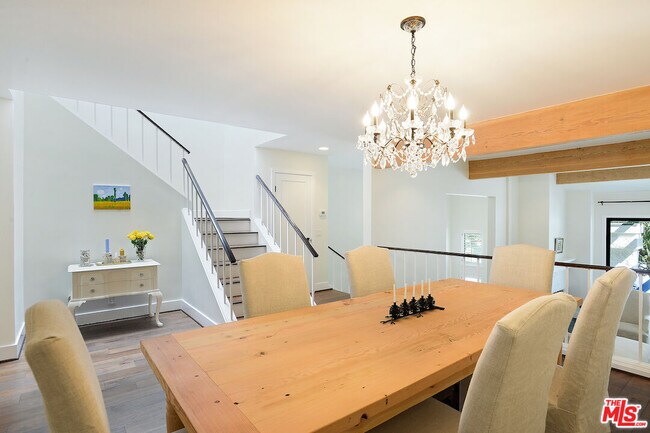 Building Photo - 17258 Palisades Cir
