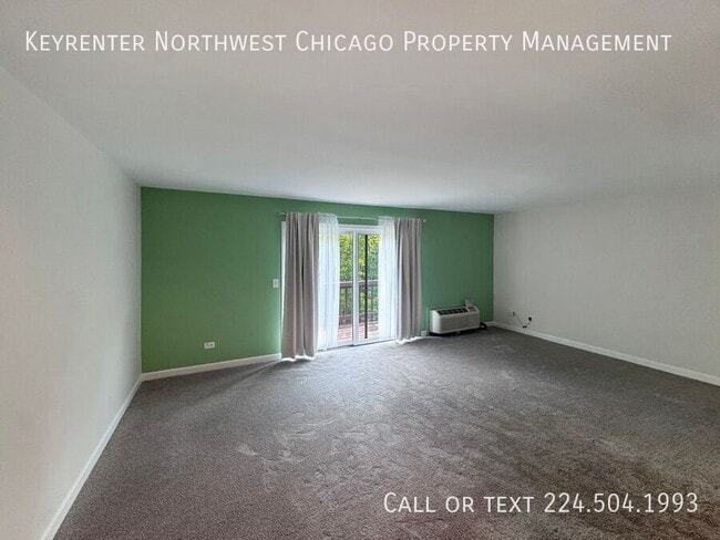 Building Photo - 33561 N Royal Oak Ln