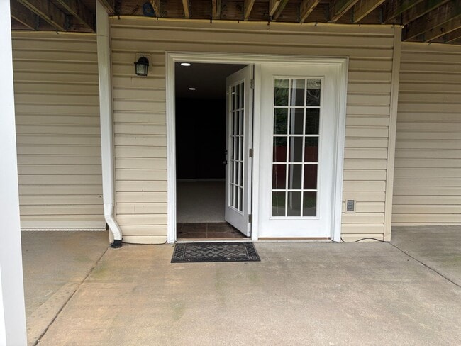Building Photo - 4465 Olyvia Place