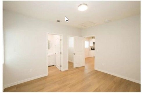 Building Photo - 1004 W Clark Ave