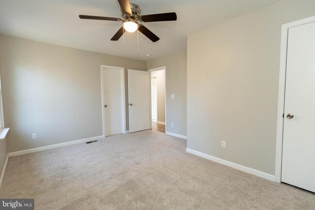 Building Photo - 462 Wild Rose Ln