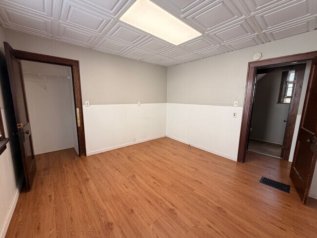 Building Photo - 1140 Fremont Ave NW