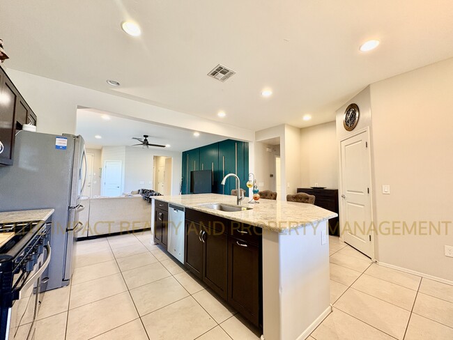Building Photo - 6711 E Via Boca Grande