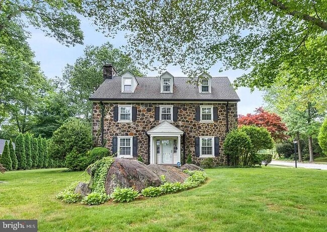 Building Photo - 4407 Whittier Rd