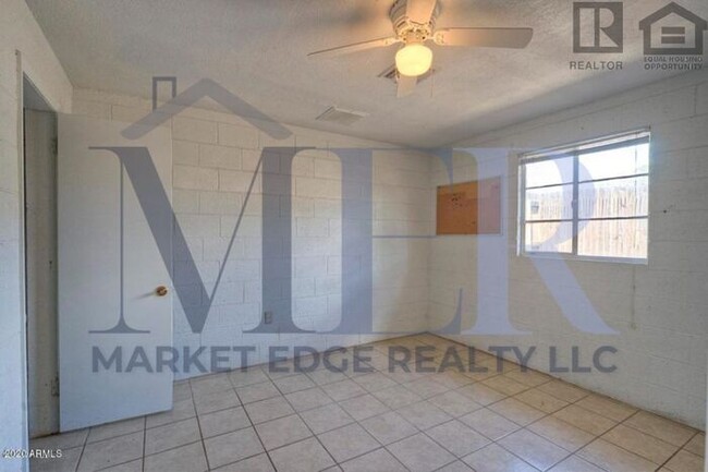 Building Photo - 3Bed/1Bath home at 15th/Peoria! JOIN THE W...