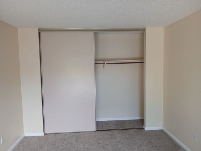 Building Photo - 400 Mokelumne Dr