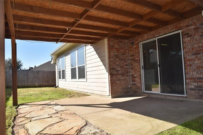 Building Photo - 4512 Sunmeadow Ln