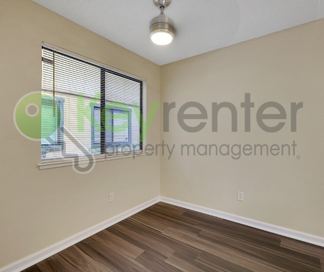 Building Photo - 600 Del Verde Cir