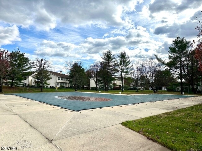 Building Photo - 188 Jamestown Rd