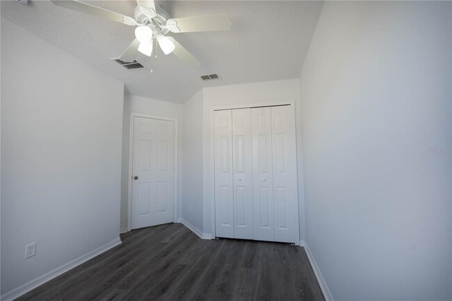 Building Photo - 1241 S Beach Cir