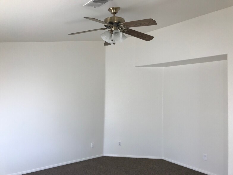 Building Photo - 344 Velino Ave