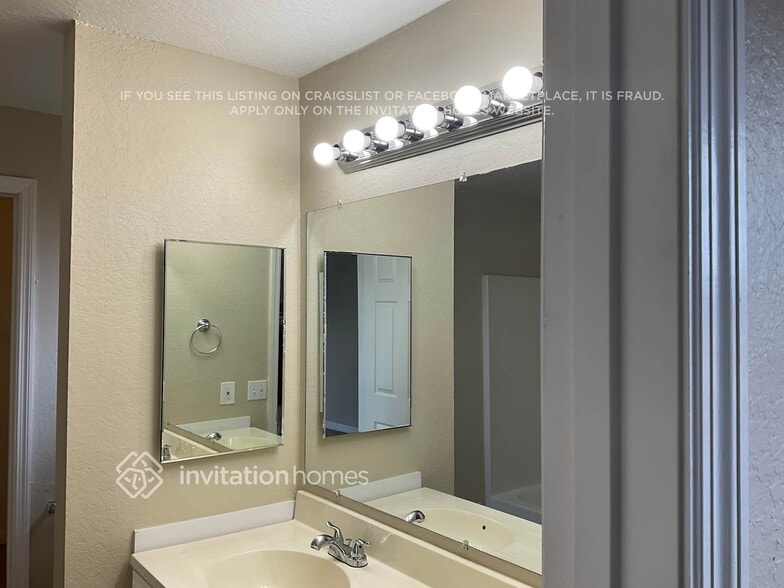 Building Photo - 7915 Grand Pines Blvd