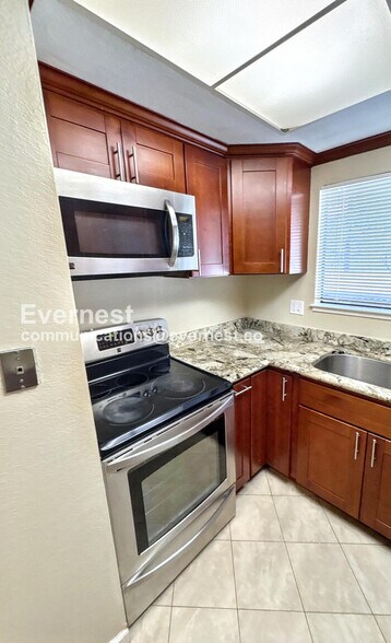 Building Photo - 3164 Kimber Ct