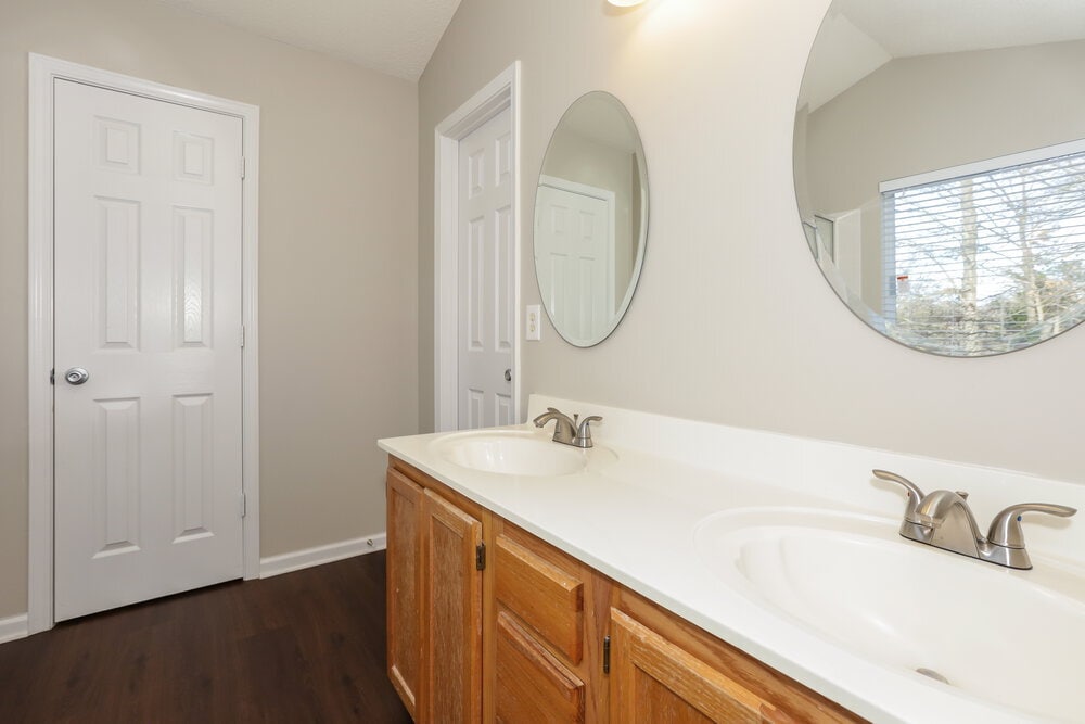Building Photo - 14133 Southbridge Forest Dr