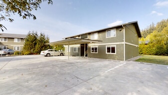 Cul-de-sac! - 15915 52nd St E