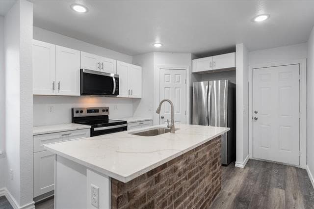 Building Photo - 2004 W 2nd Ave